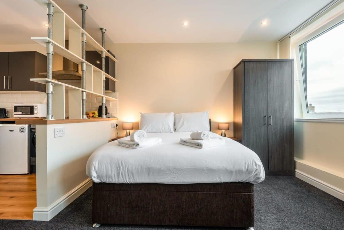 Modern & Bright Budget Studio In Central Doncaster Apartment Exterior photo